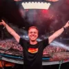 Armin van Buuren, très ému, lors du 25e anniversaire de l&rsquo;événement A State of Trance